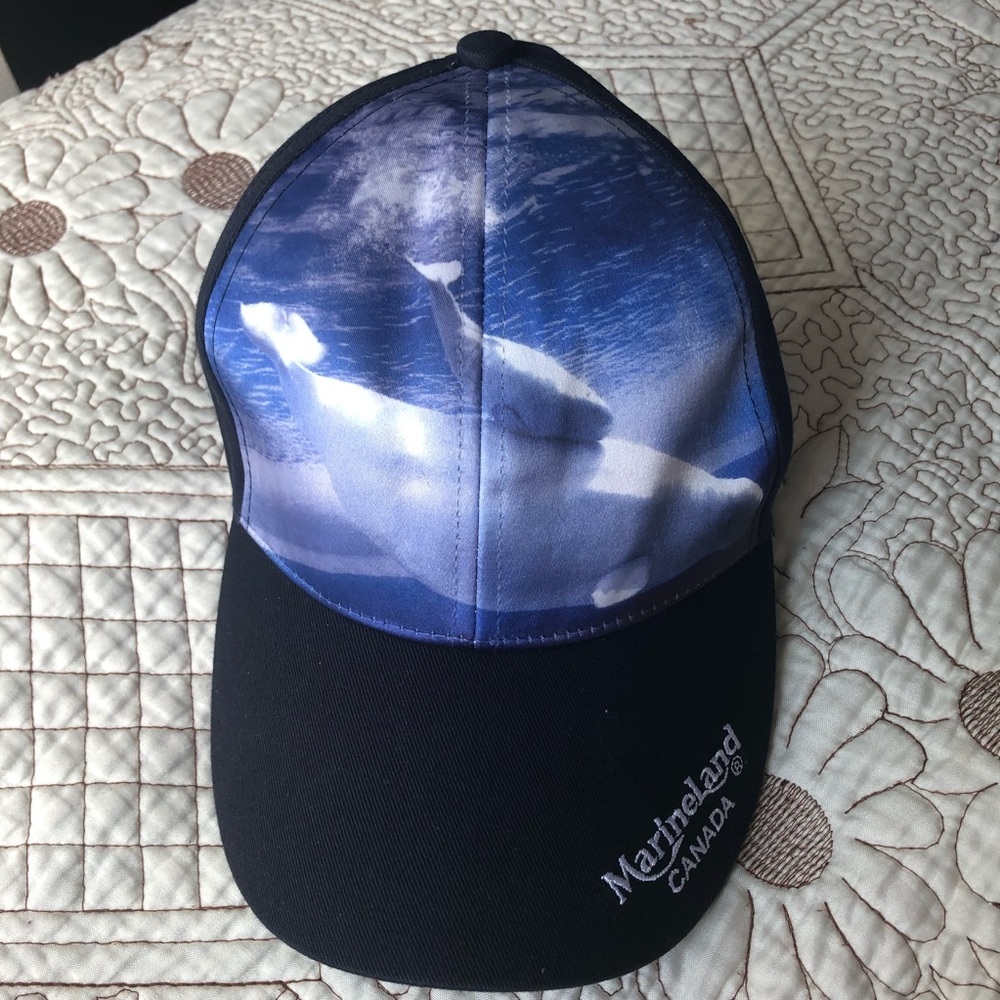 Marineland Canada Cap